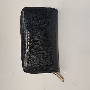 Michael Kors Saffiano Leather Continental Wallet in Black